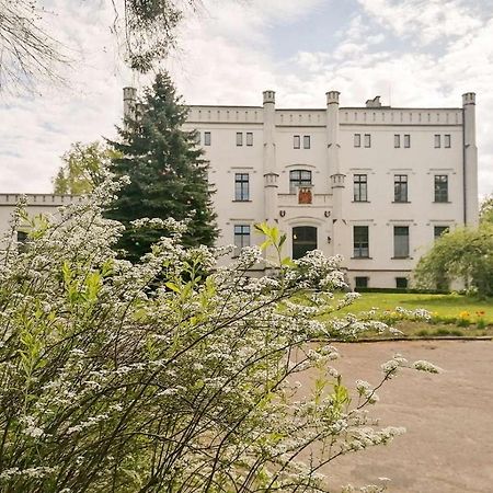 Palac Baloszyce Susz Экстерьер фото
